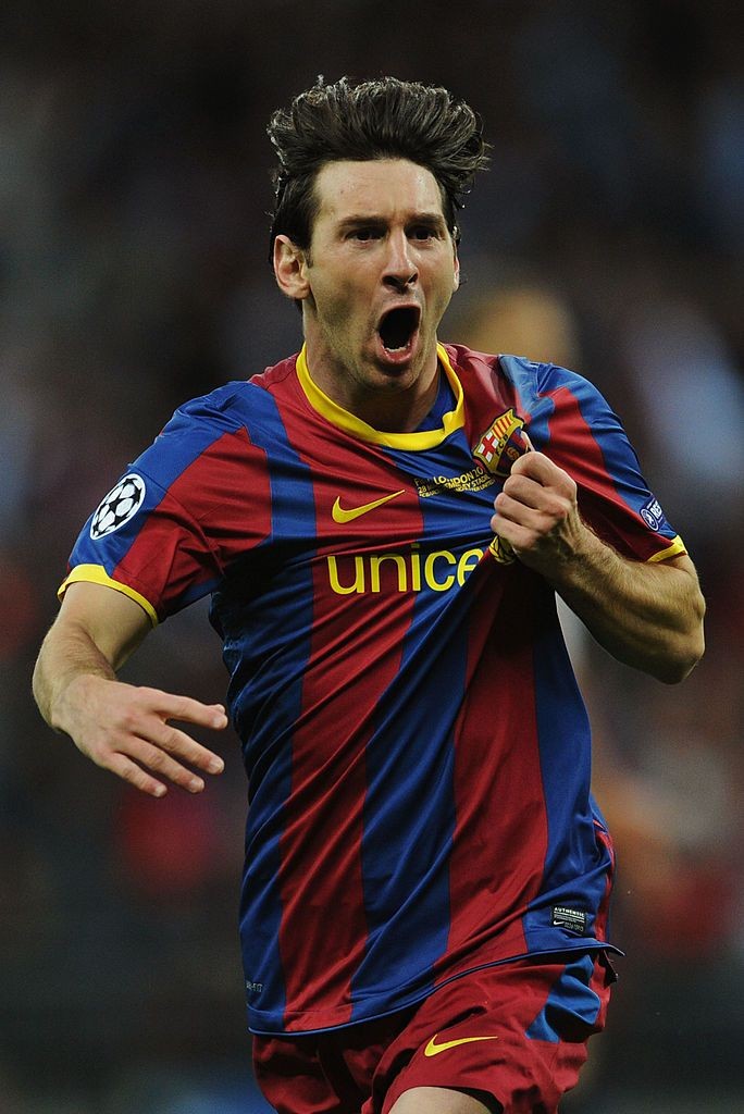 Messi-10-Barcelona-2011-football-retro-jerseys